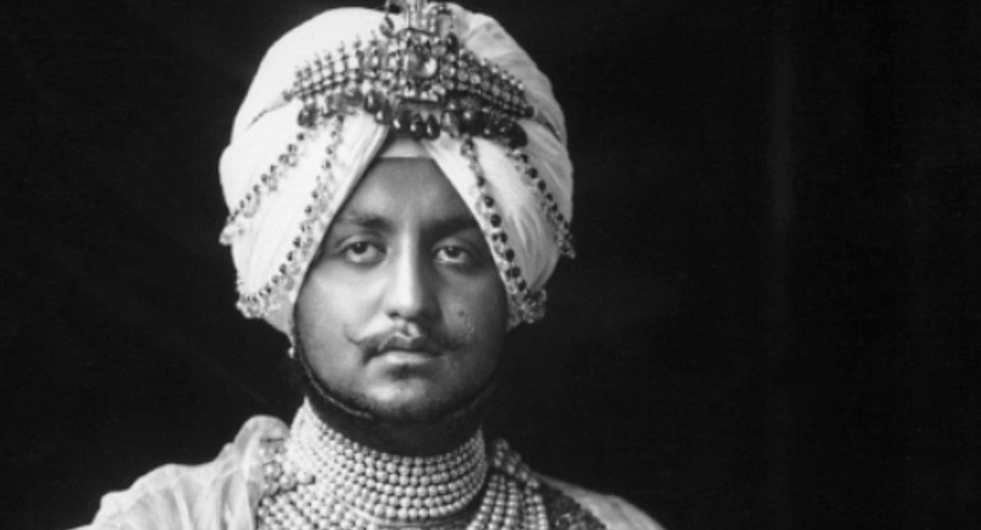 The Mughal Empire: Gold & Gemstones